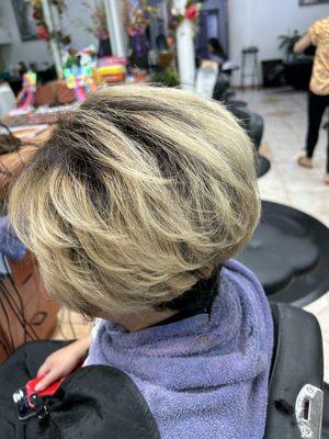 Blonde colors and Bob layers