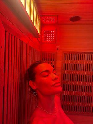 Red light infrared sauna session