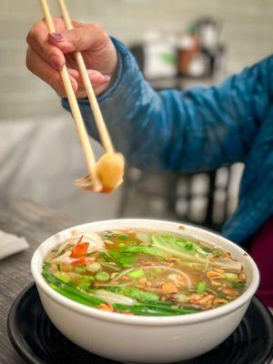 pho with crab and shrimps