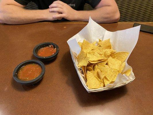 Chips & salsa