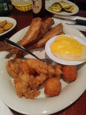 seafood platter, amazing grits!