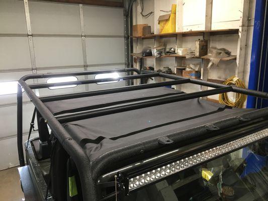 Removable jeep roof rack