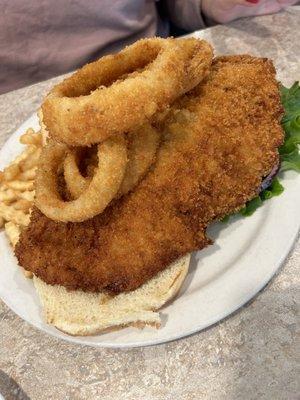 The famous tenderloin and onion rings