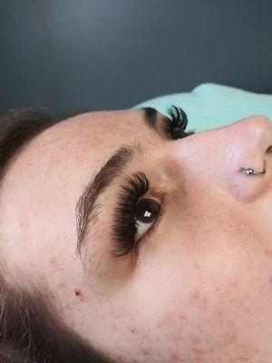 Soft and full Mega Volume Lashes