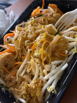 Pad Thai with soy chicken