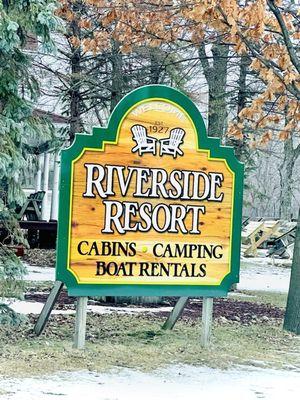 Riverside Resort Sign