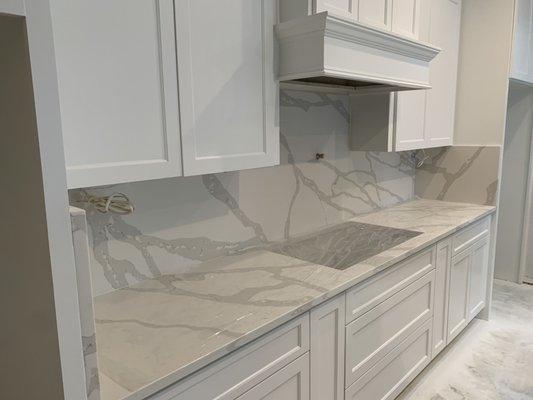 Quartz countertops and quartz backsplash