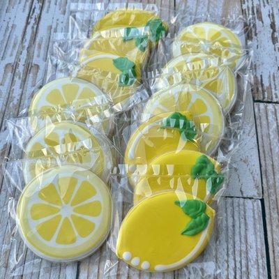 Lemon & Lemon Slices