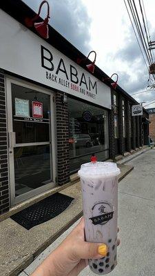 Taro milk tea with tapioca pearls!