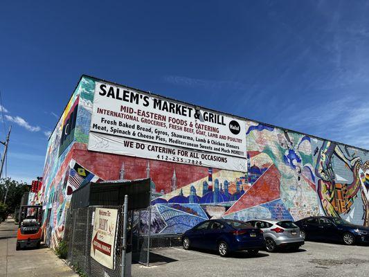 Salem's Market & Grill