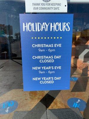 Holiday Hours