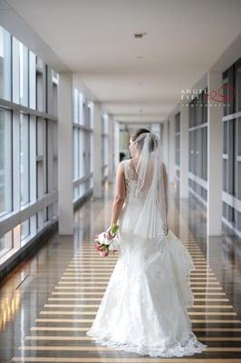 Esplanade Lakes by Doubletree wedding photos by Angel Eyes Photography