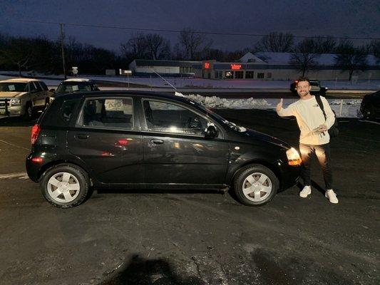 Here's the 2008 Aveo I purchased with them.