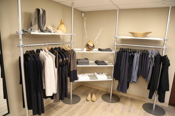 Second floor apparel shop at Diamond Dream.