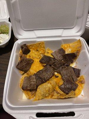 Steak nachos