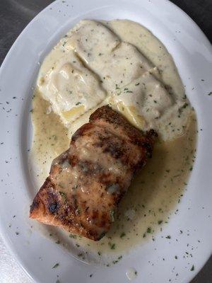 Roasted Salmon Filet w/shrimp Ravioli creamy Alfredo