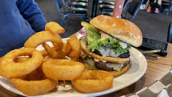 Hillards Mac burger with onion rings.