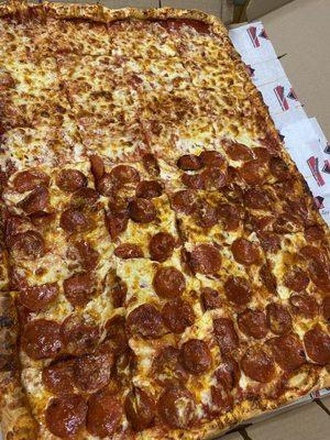 24" Sicilian Pizza