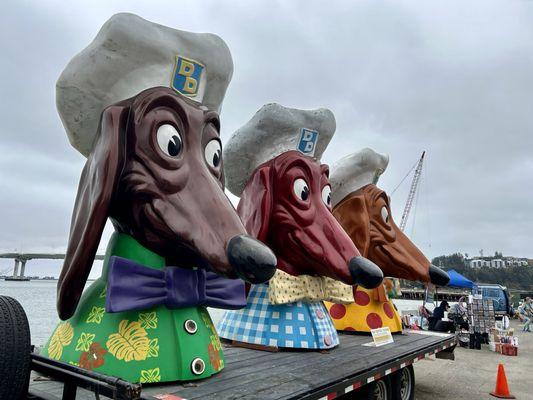 Doggie Diner mascot nose-talgia...yuk..yuk...;)