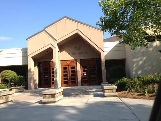 Temple Emanuel