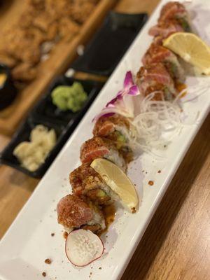 Seared Tuna Roll with Spicy Tuna and Garlic Chips