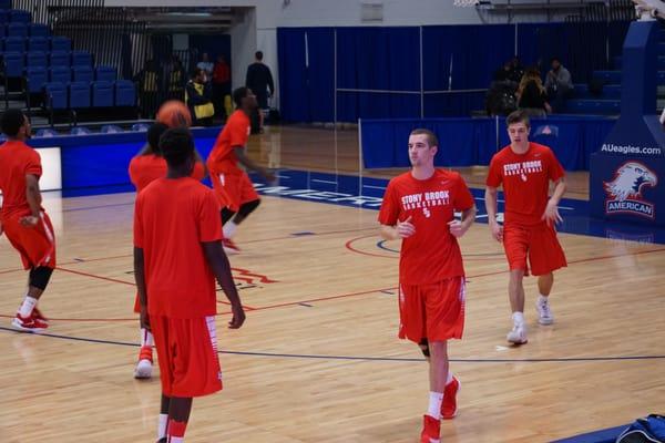 Stony Brook warming up.