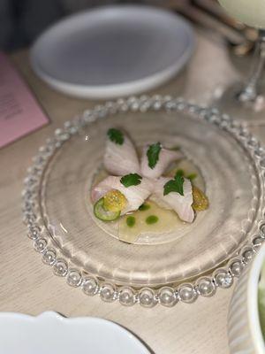 Hiramasa Crudo - Calamansi ponzu, gooseberry, yuzu kosho, avocado - super tiny but good - 8/10