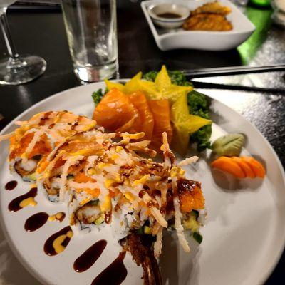 Mexican ( shrimp tempura) roll and salmon sashimi