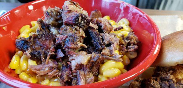 mac-n-cheese with brisket