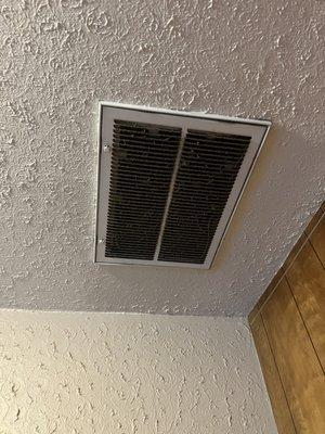 Ceiling vent