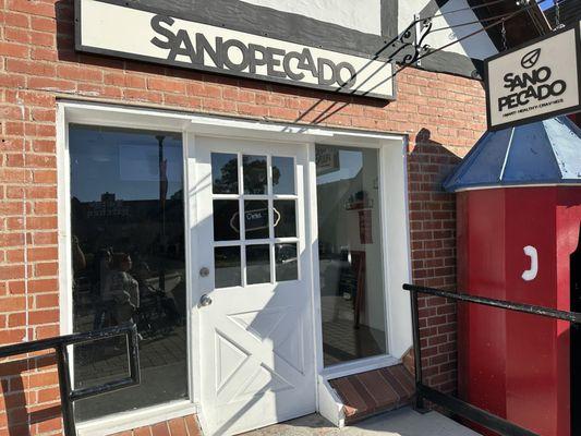 Sanopecado closed with no explanation