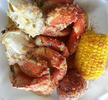 Dungeness Crab Legs with Corn and Potato, Yum!