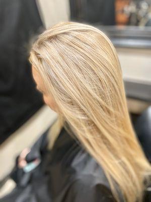 Love the blend on this blonde