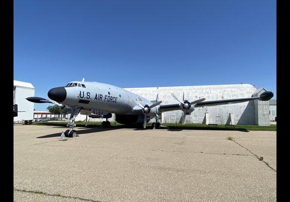 EC-121 from USAF. A Vietnam veteran, and it's a treat to go in.