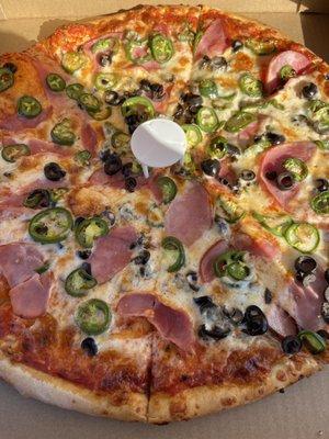 Large Canadian Bacon, Olives & Jalapeños