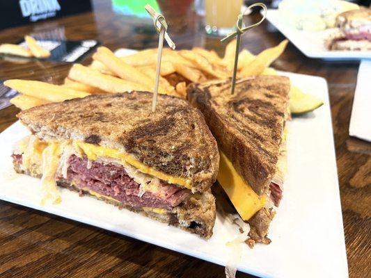 Ruben and fries