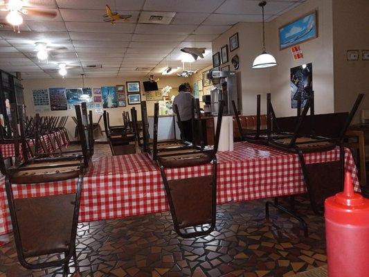 Inside Shuttle Burgers just before closing time. Although I was the only one there, they made me feel welcome.