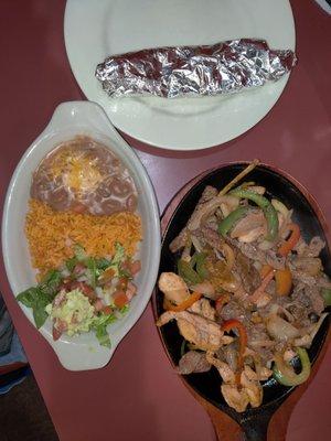 Mixed meat fajitas.