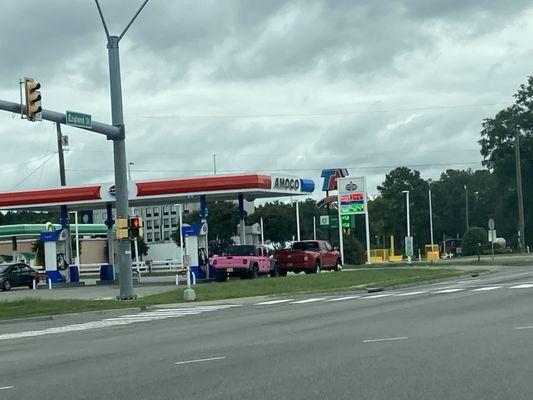 Just realized I need to get gas before returning the rental car. Gas station is right there.