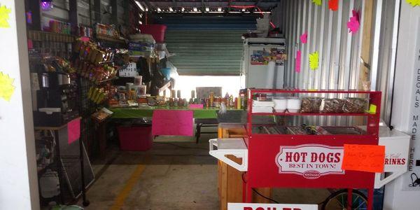 Moody's Snack Shack
Located @ The Beach Blvd. Flea Market

Row N 17