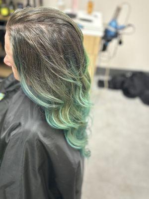 Vivid balayage