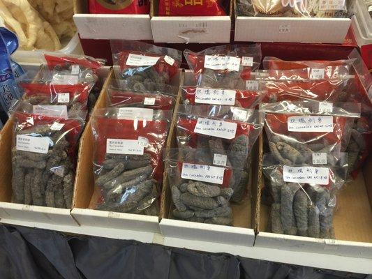 Dried sea cucumbers