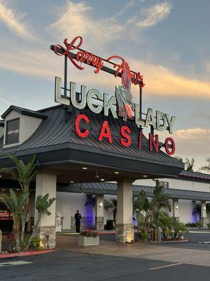 Larry Flynt's Lucky Lady Casino