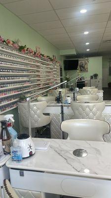 Nails-Waxing-Facial