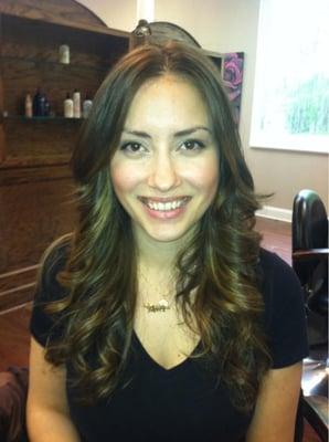 Natural ombre highlights by Dawn