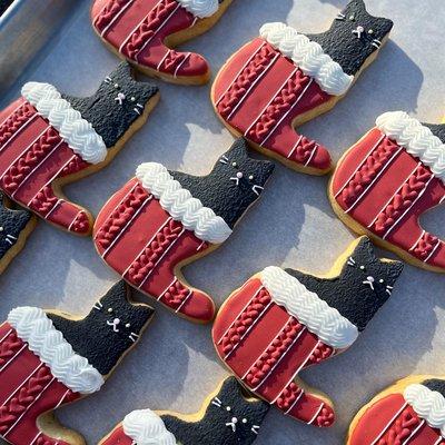 holiday sugar cat cookies