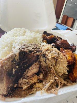 Pull Pork, white rice, plantain