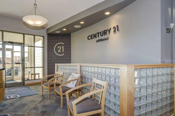 CENTURY 21 Affiliated Appleton, WI office lobby