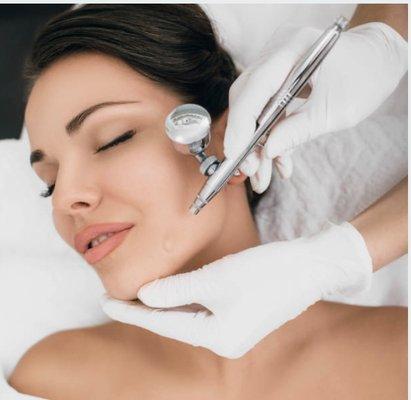 Oxygen Facial Massage