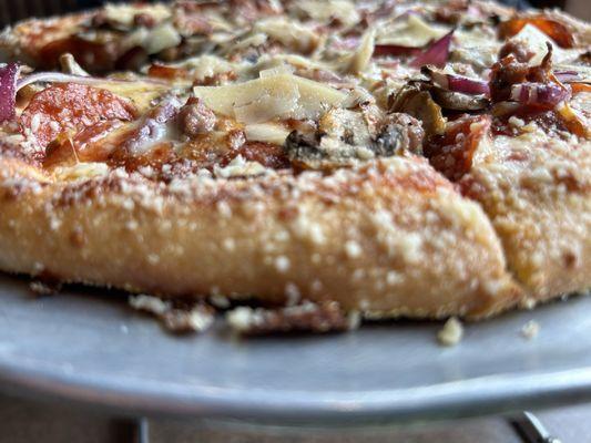 Hand Tossed "The Jeffrey" Pizza with Garlic Butter Cheese Crust